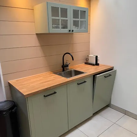 Spacious 70m2 In Centre With Lovely Terrace *