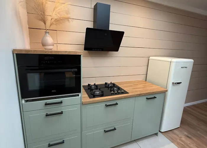 Spacious 70m2 In Centre With Lovely Terrace アルクマール