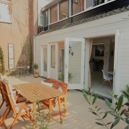Spacious 70m2 In Centre With Lovely Terrace Appartamento